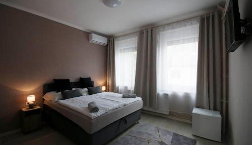 Double or Twin Room with Bathroom