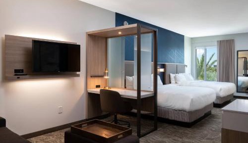 Suite, 2 King, Trundle bed