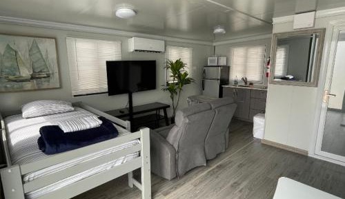 Deluxe Family Suite