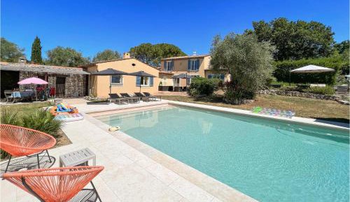 Five-Bedroom Holiday Home