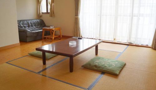 Japanese-Style Quadruple Room