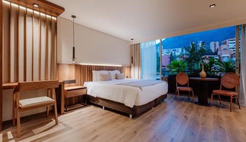 Superior King Room