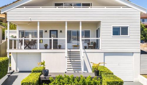 Four-Bedroom Holiday Home