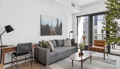 One Bedroom Suite - Full/Twin