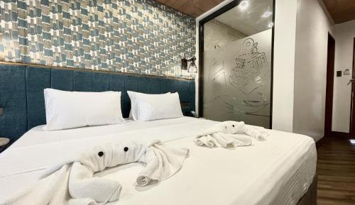 Premium Quadruple Room