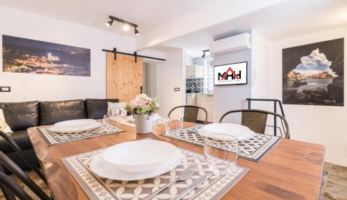 Apartment - Split Level
