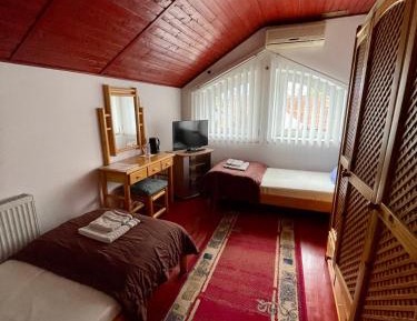 Twin Room with Bathroom