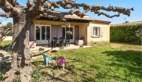 Three-Bedroom Holiday Home 