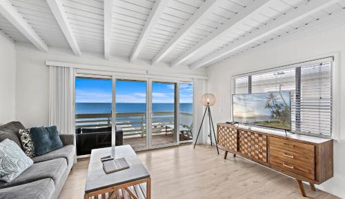 Villa with Sea View