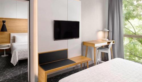 Connecting Room, Connecting guest rooms Guest room, 1 King