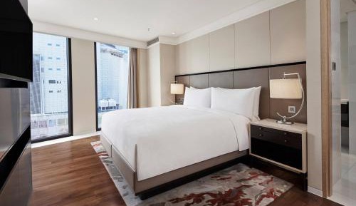 Deluxe Executive Suite, Executive lounge access, 1 King