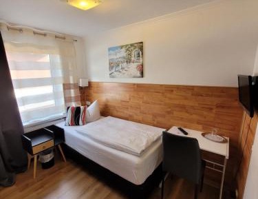 Budget Single Room