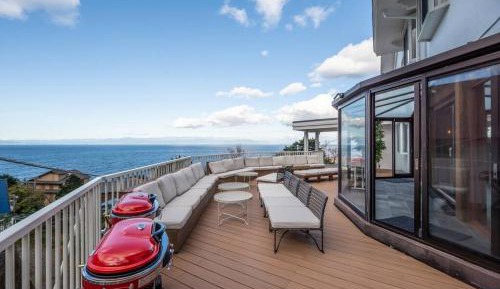 Luxury Family Villa with Ocean View Tarrace