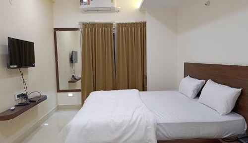 Deluxe Double or Twin Room with Balcony