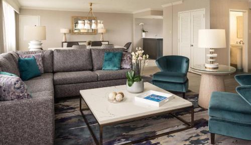 Presidential King Suite with Sofa Bed
