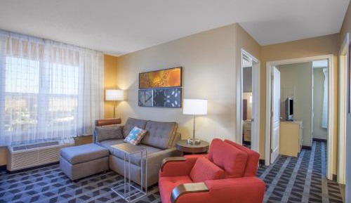 Two-Bedroom Suite