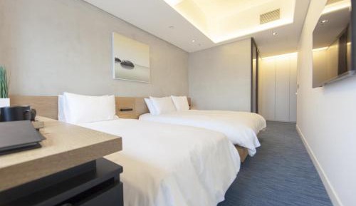 Family Twin Room