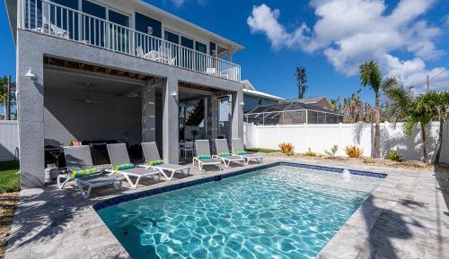 Four-Bedroom Holiday Home