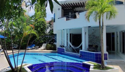 Five-Bedroom Villa with Private Pool