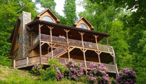 Four-Bedroom Holiday Home