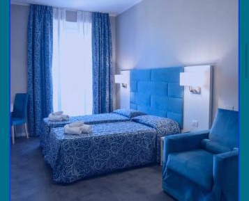 Triple Room with Sea View