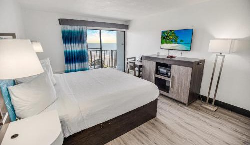 King Room with Partial Ocean View