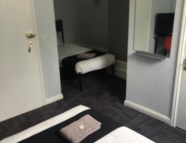 Triple Room with Private Bathroom