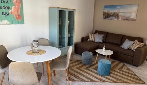 One-Bedroom Bungalow