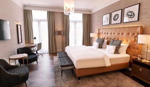 Grand Deluxe Double Room