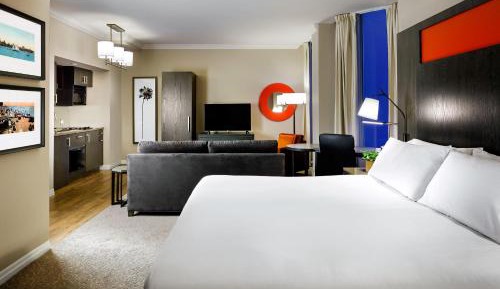 Historic Superior Suite - Interior View