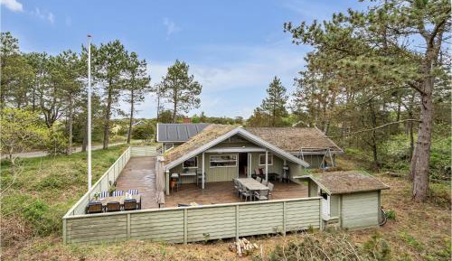 Four-Bedroom Holiday Home