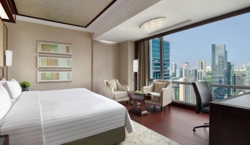 Horizon King Room - with Executive lounge access