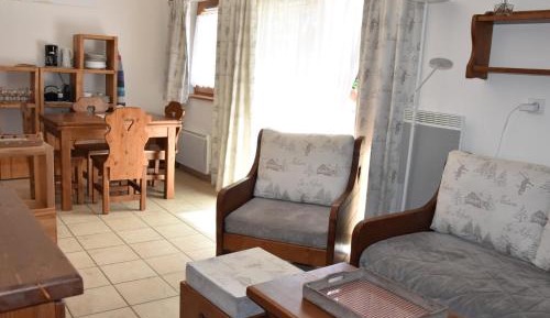 Apartment (5 Adults)