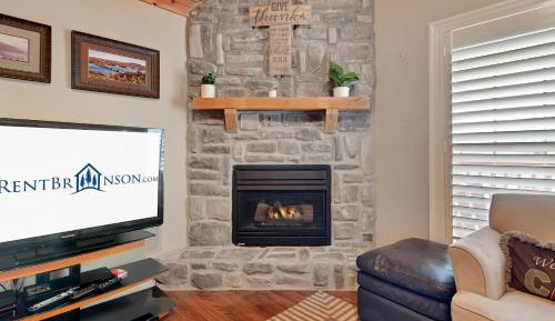 Two-Bedroom Holiday Home
