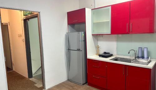 Single Room with Shared Bathroom