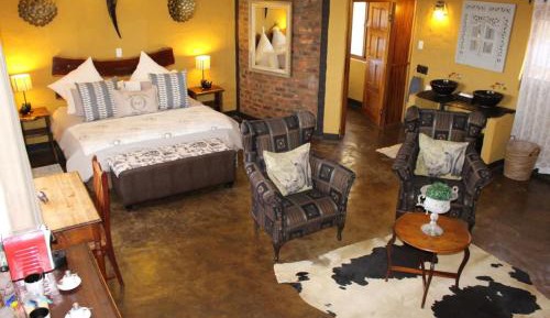 Suite with Hot Tub