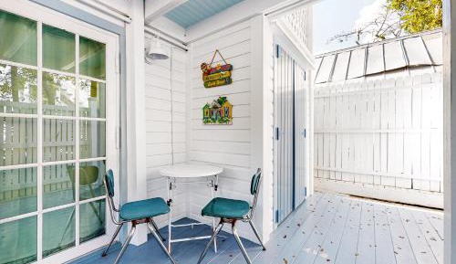 One Bedroom Apartment