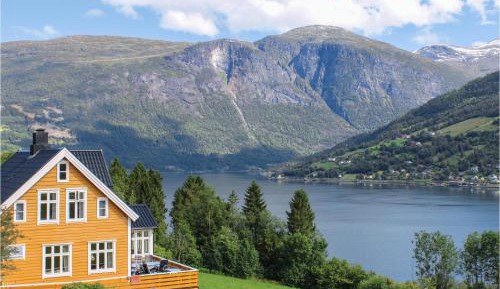 Four-Bedroom Holiday Home