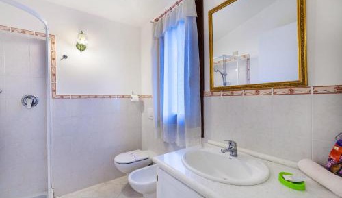 Double Room with Internal Private Bathroom