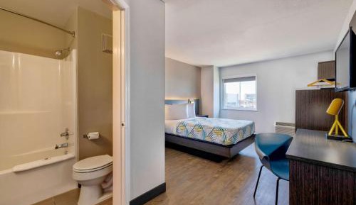 King Room - Disability Access - Non-Smoking