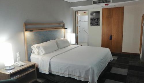 Standard King Room - Disability Access