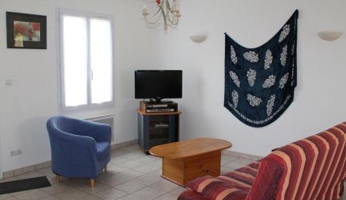 Holiday Home (5 Adults)