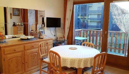 Apartment (6 Adults)