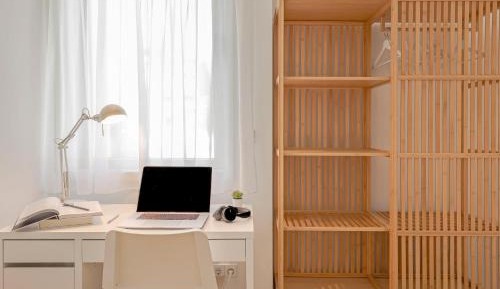 Single Room with Private Bathroom