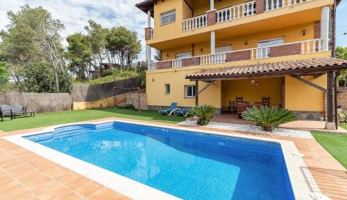 Villa with Private Pool