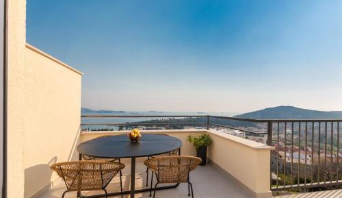 Apartment with Sea View