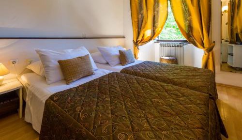 Standard Triple Room Sea Side