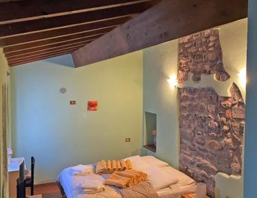 Basic Triple Room