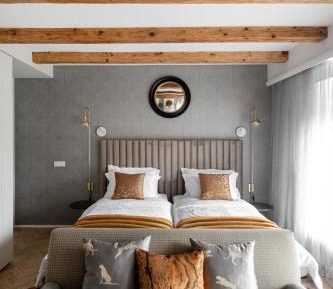 Large Double Room