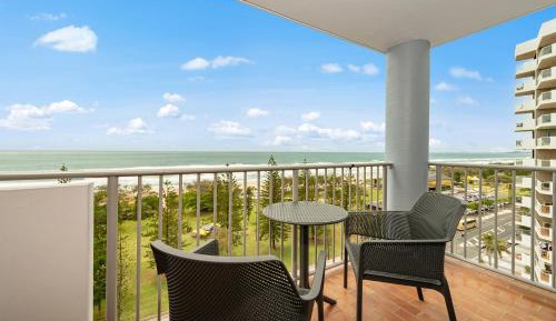 One-Bedroom Apartment No Air Con